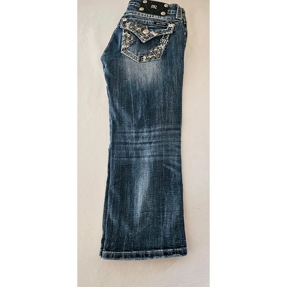 Miss Me Distressed Embellished Denim Capri Jeans Women's Size 27 EUC-BLING - Picture 2 of 12
